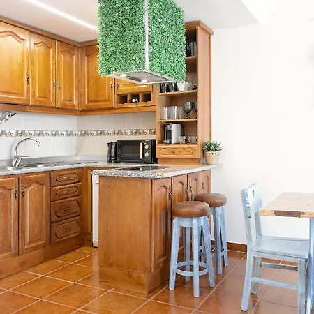 Seagulls' House * Nazaré